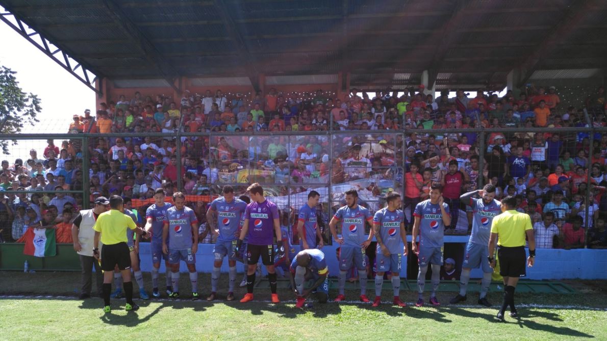 En el estadio Mateo Sicay Paz se registró el mejor ingreso de la jornada. (Foto Prensa Libre: Tomado de la @ligagt)