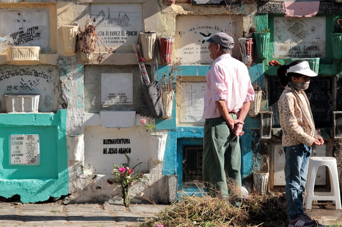 Nichos del Cementerio Municipal de Quetzaltenango. (Foto Prensa Libre: Carlos Ventura)