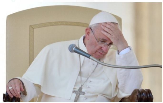 El papa Francisco envió sus condolencias a los guatemaltecos por la tragedia causada por el Volcán de Fuego. (Foto Prensa Libre: EFE)