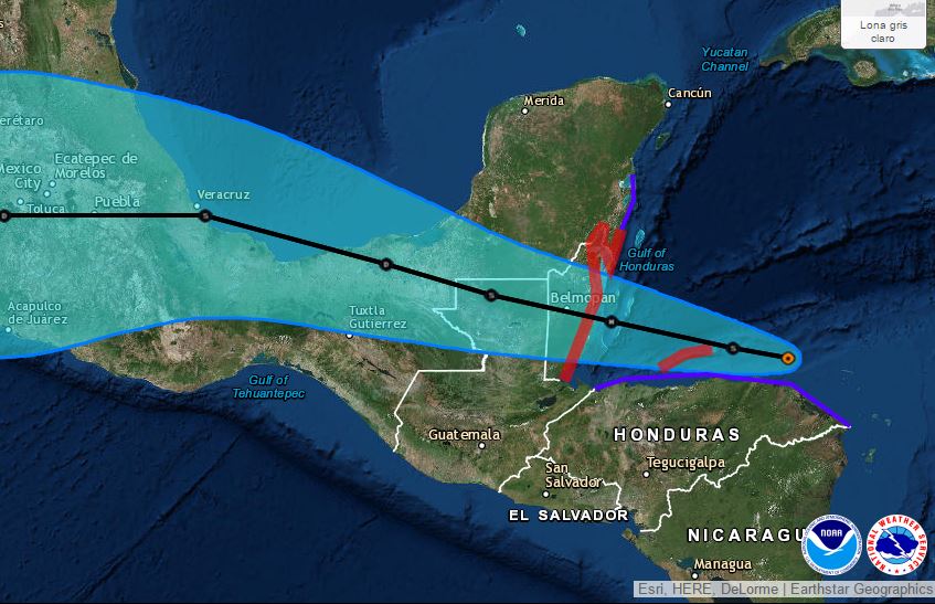 Trayectoria de la tormenta tropical Earl que afectará en territorio nacional. (Foto Prensa Libre: Centro Nacional de Huracanes de EE.UU)