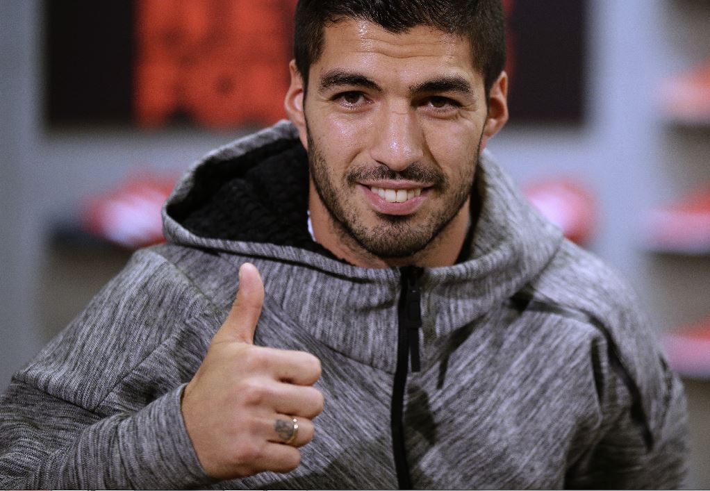 Luis Suárez espera que Uruguay clasifique sin problemas a Rusia 2018. (Foto Prensa Libre: AP)