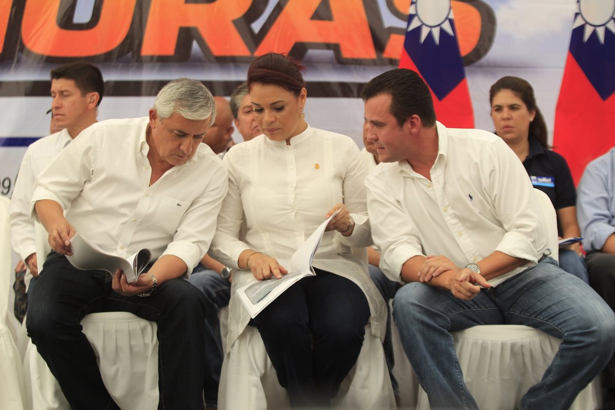 Los líderes del Partido Patriota han sido señalados en varios casos. Los primeros dos están capturados y Sinibaldi prófugo. (Foto Prensa Libre: Hemeroteca)