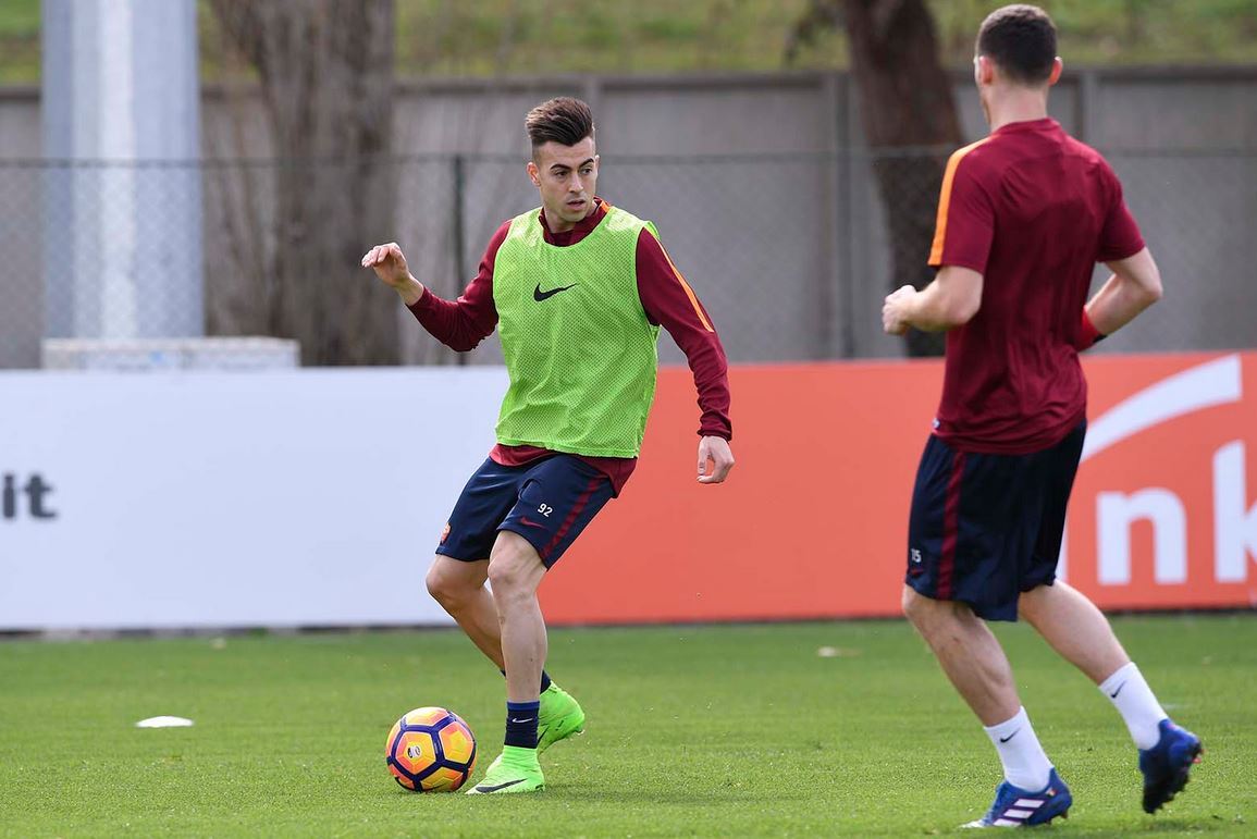 La Roma se mide contra el Nápoli en el partido estelar de la jornada de la Serie A de Italia. (Foto Prensa Libre: AS Roma)