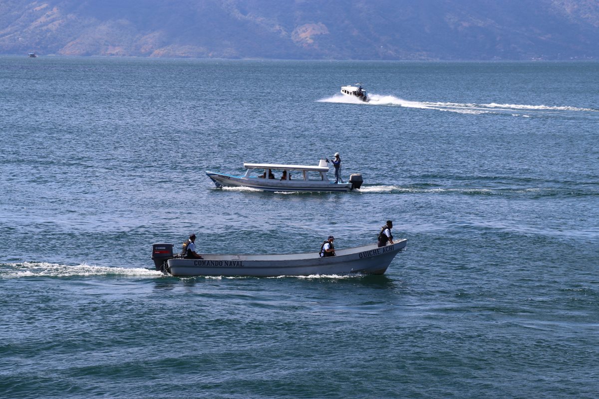 Las fuerzas de seguridad incrementarán los operativos en el Lago de Atitlán en busca de lanchas ilegales. (Foto Prensa Libre: Yesica Tol)