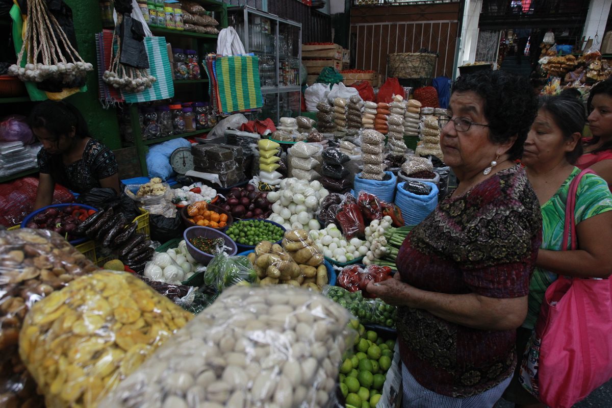 La inflación afecta los guatemaltecos en general. (Foto Prensa Libre: Estuardo Paredes/Hemeroteca)