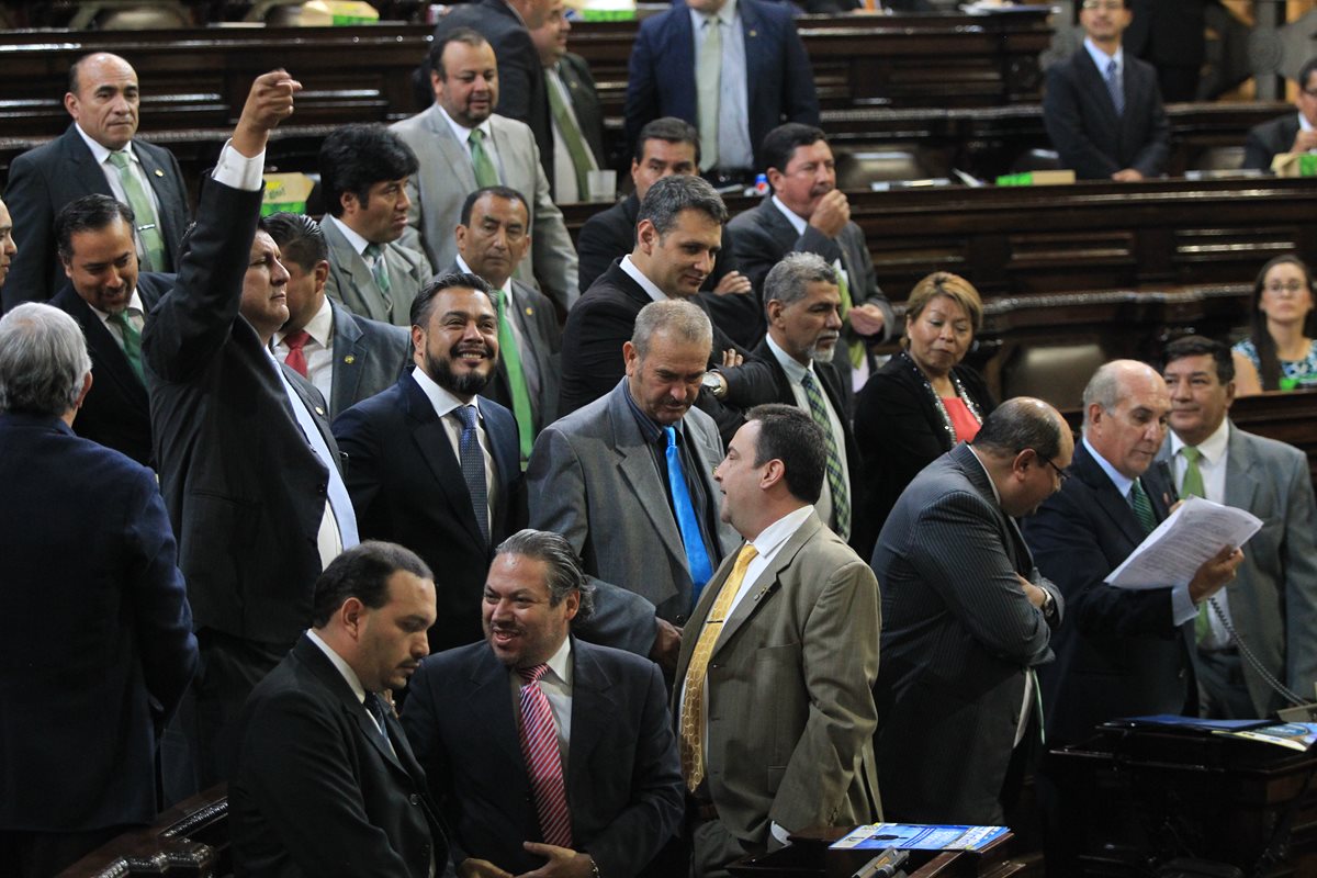 30 días de Calamidad decreta el Gobierno. Esta propuesta tiene que aprobarla o rechazarla el Congreso y mientras no lo haga, el Estado está vigente. (Foto Prensa Libre: Hemeroteca PL)