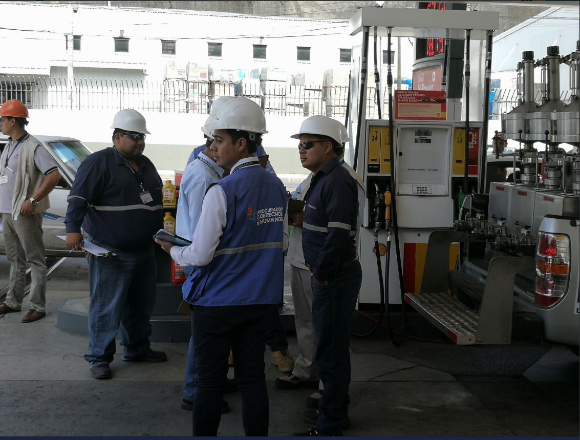 Autoridades del MEM, Diaco, PDH y la SAT reactivaron el Plan Centinela por alza injustificada de precios de las gasolinas en todo el país. (Foto Prensa Libre: Urías Gamarro)