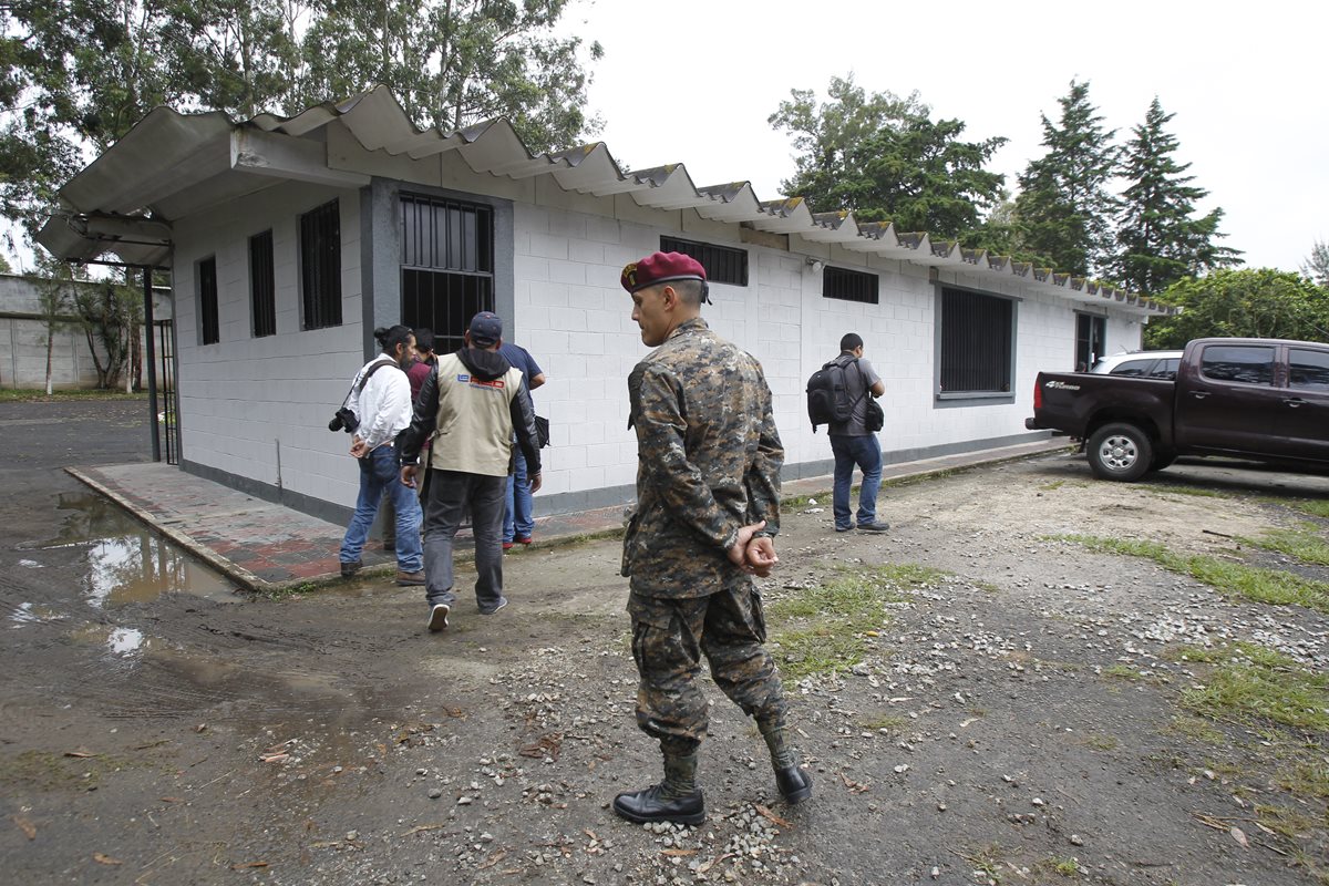 Instalaciones del centro de detención en la Brigada Militar Mariscal Zavala, lugar donde pudo haberse fugado Marixa Lemus, alias La Patrona. (Foto Prensa Libre: Hemeroteca)