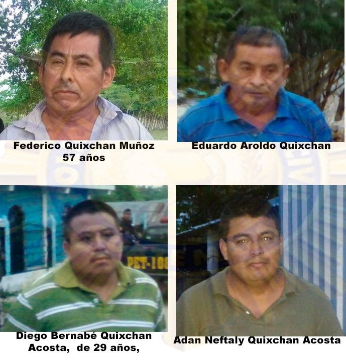 Los cuatro aprehendidos en San Andrés, Petén, señalados de haber usurpado un área protegida. (Foto Prensa Libre: PNC)