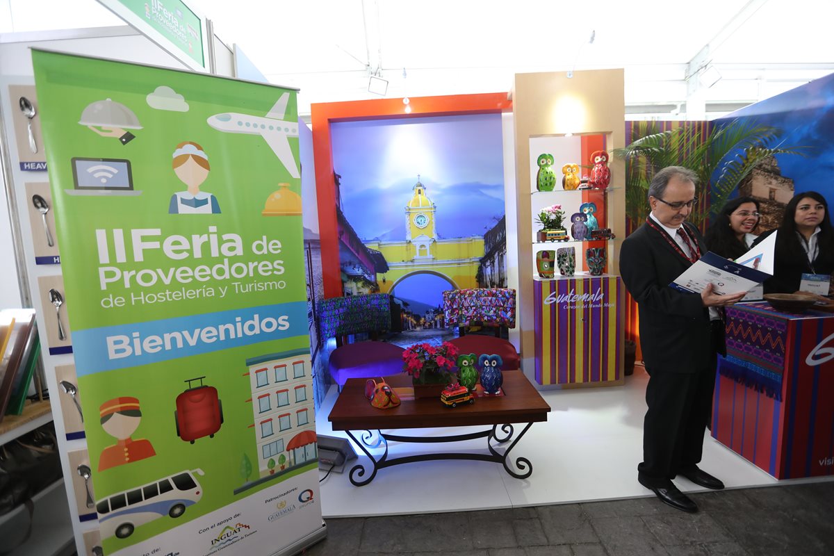 El XI Congreso Nacional de Turismo y II Feria de Proveedores de Hostelería y Turismo se efectúan este lunes y martes. (Foto, Prensa Libre: Érick Ávila).