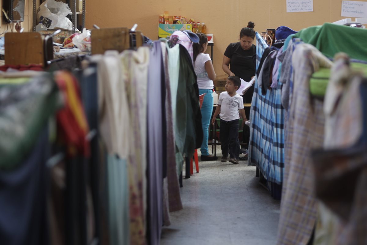 Sólo 32 familias están en el albergue municipal. (Foto Prensa Libre: Edwin Bercián)