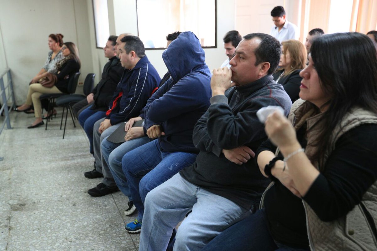 Sindicados durante la audiencia de este viernes. (Foto Prensa Libre: Glenda Sánchez).