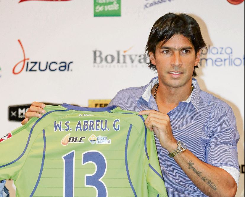 Abreu también jugó en el Santa Tecla de El Salvador en el 2016, equipo con el que fue campeón. (Foto Prensa Libre: Hemeroteca PL)