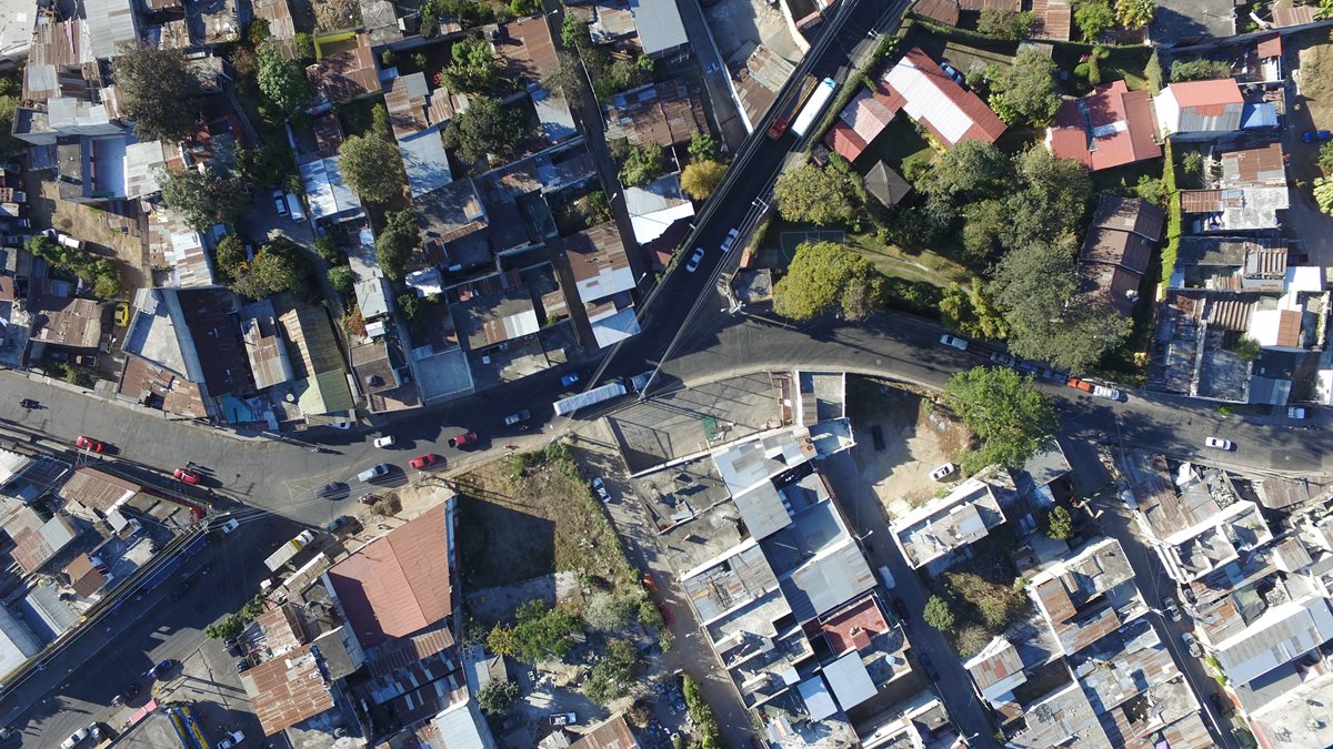 Cruce de Las Tapias y San Pedro Ayampuc. (Foto: Álvaro Interiano)