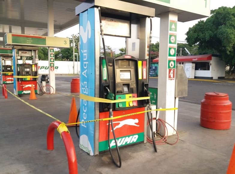 La gasolinera Puma de Metrocentro fue cerrada a las 11 de la mañana de este jueves. (Foto Prensa Libre: elnuevodiario.com)