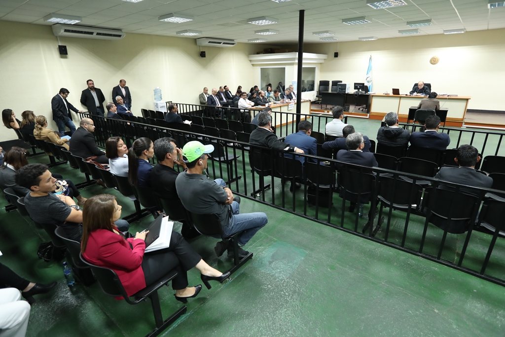 Panoramica de la sala de audiencia donde se desarrolla el caso Traficantes de Influencias. (Foto Prensa Libre: Esbin García)