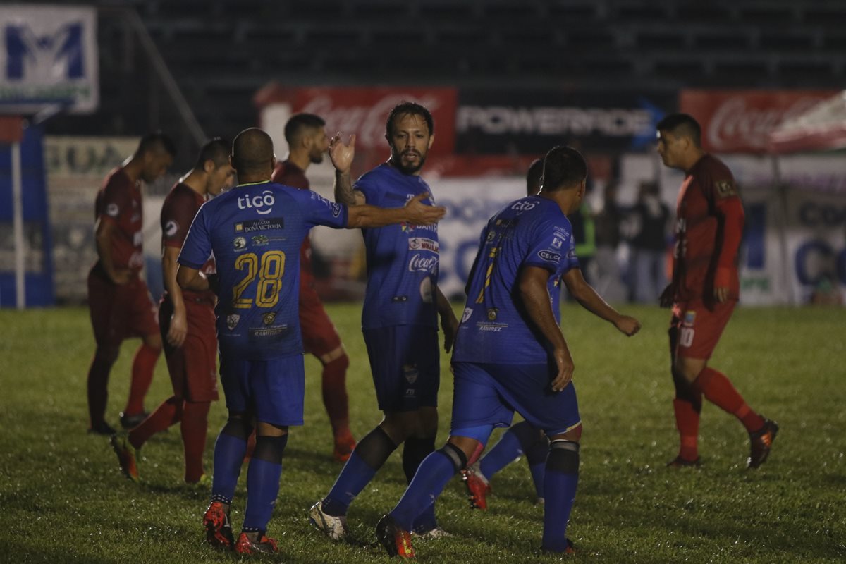 Cobán Imperial vence a Malacateco en un duelo directo en la parte alta de la fase de clasificación. (Foto Prensa Libre: Eduardo Sam)