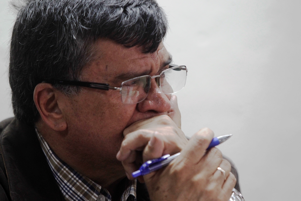 La condena de nueve años de cárcel escucha el exalcalde de Chinautla, Arnoldo Medrano en el Tribunal Octavo de Sentencia. (Foto Prensa Libre: Edwin Bercián)