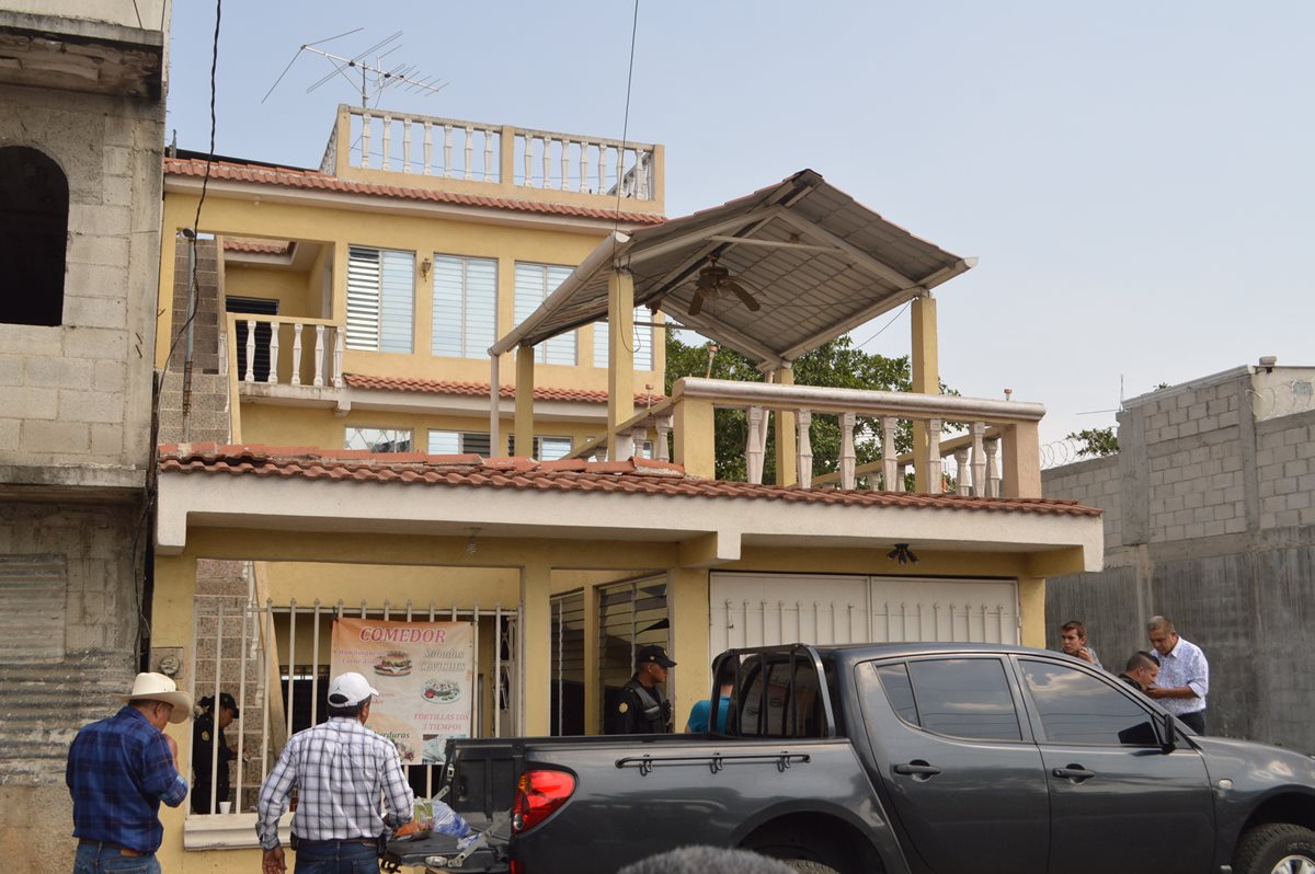 Casa en la que los secuestradores tenían retenido a Aguirre González. (Foto Prensa Libre: Oswaldo Cardona)