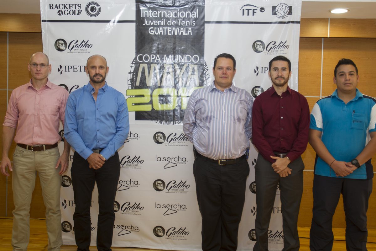 Los organizadores dieron a conocer los detalles ayer en una conferencia de prensa. (Foto Prensa Libre: Norvin Mendoza)