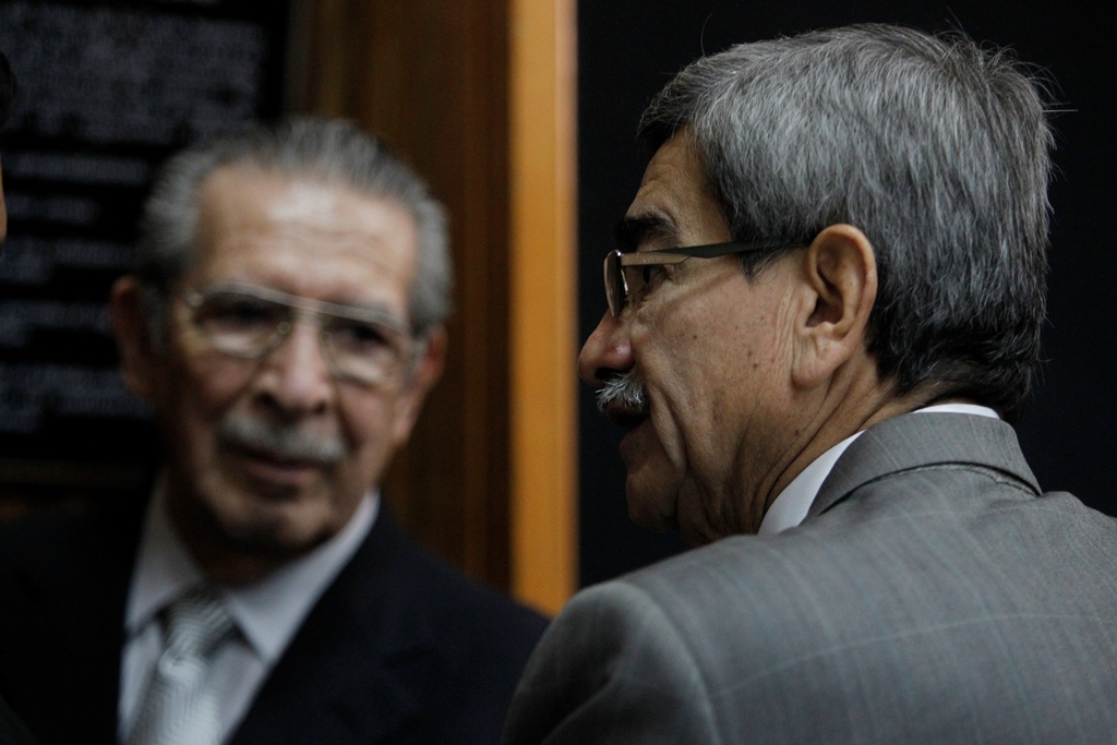 Sala resuelve que Ríos Montt y Rodríguez Sánchez sean juzgados por separado en el caso por genocidio. (Foto Prensa Libre: Hemeroteca PL)