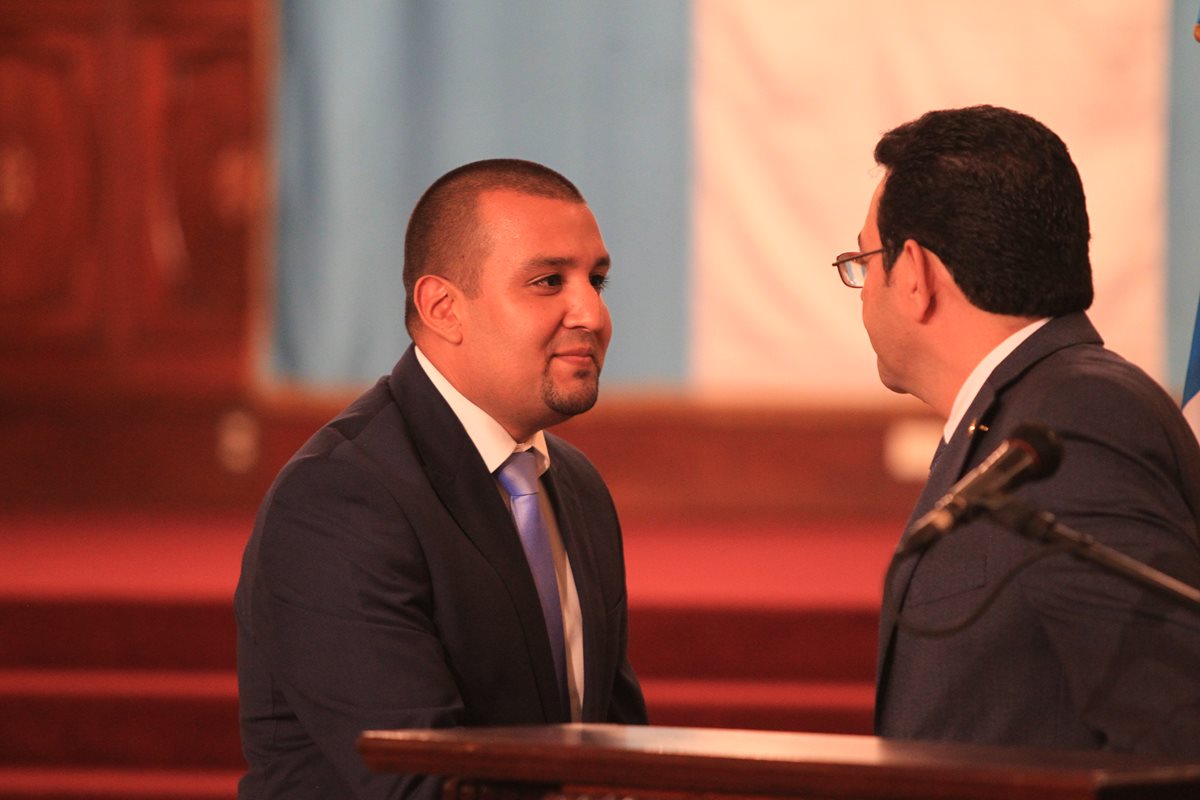 Ayer fue juramentado Francisco Solórzano como nuevo superintendente de la SAT. (Foto Prensa Libre: Hemeroteca PL)
