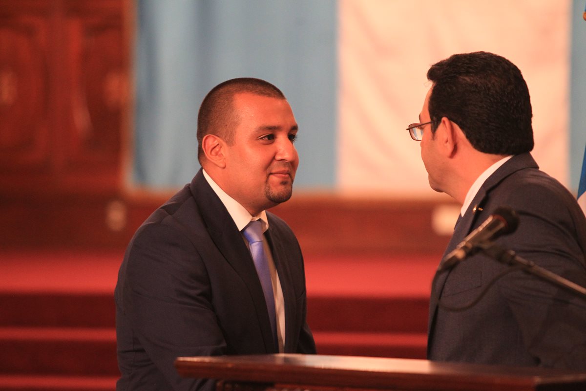 Ayer fue juramentado Francisco Solórzano como nuevo superintendente de la SAT. (Foto Prensa Libre: Hemeroteca PL)