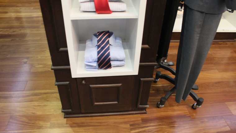 Una buena corbata es indispensable para acentuar la elegancia. (Foto Prensa Libre: Guillermo Ramírez)