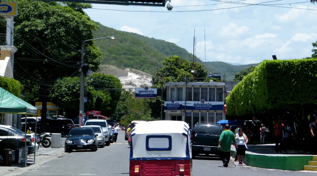 Municipalidad busca mejorar la locomoción en Guastatoya, El Progreso. (Foto Prensa Libre).