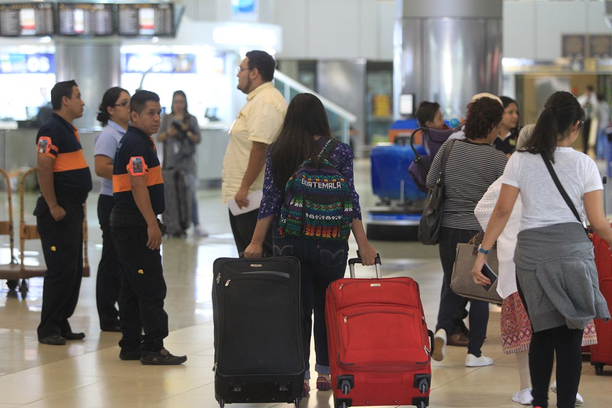 Los pasajeros que lleguen a Guatemala será evaluados por nivel de riesgo o amenaza. (Foto Prensa Libre: Hemeroteca PL)