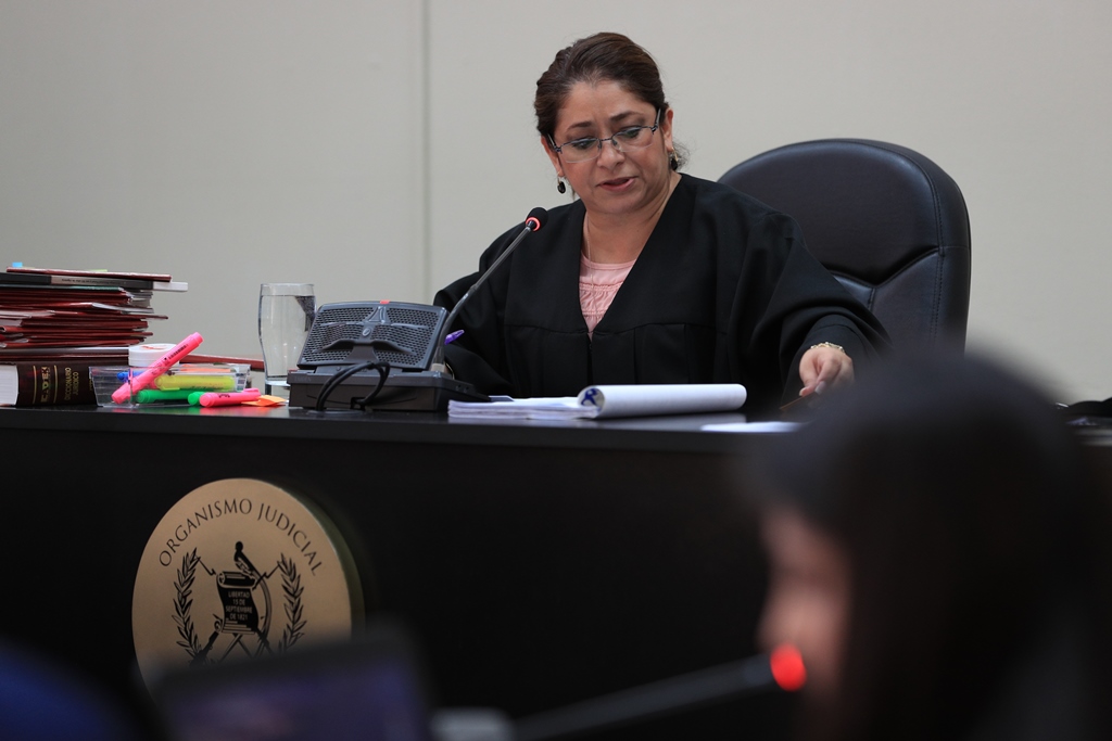La jueza Claudette Domínguez  aseguró que  anuló la orden de captura porque el Ministerio Público la indujo en error cuando le pidió el arresto de Érick Melgar Padilla. (Foto Prensa Libre: Hemeroteca PL)