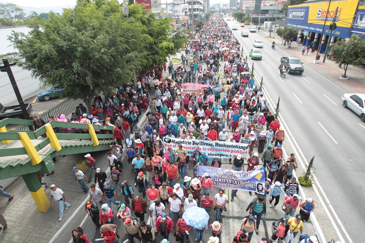Manifestación de maestros del pasado 21 de enero. (Foto Prensa Libre: Hemeroteca PL)