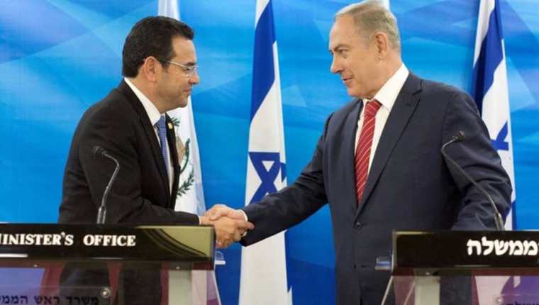 A principios de diciembre del 2016, el presidente de Morales realizó una visita oficial a Israel, ocasión en la que sostuvo varias reuniones con el primer ministro, Benjamín Netanyahu. (Foto Prensa Libre: AGN)