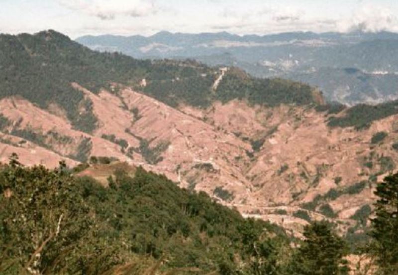 Montañas en Mazatenango, Suchitepéquez, muestran deforestación y cambios climáticos. (Foto Prensa Libre: Hemeroteca PL)