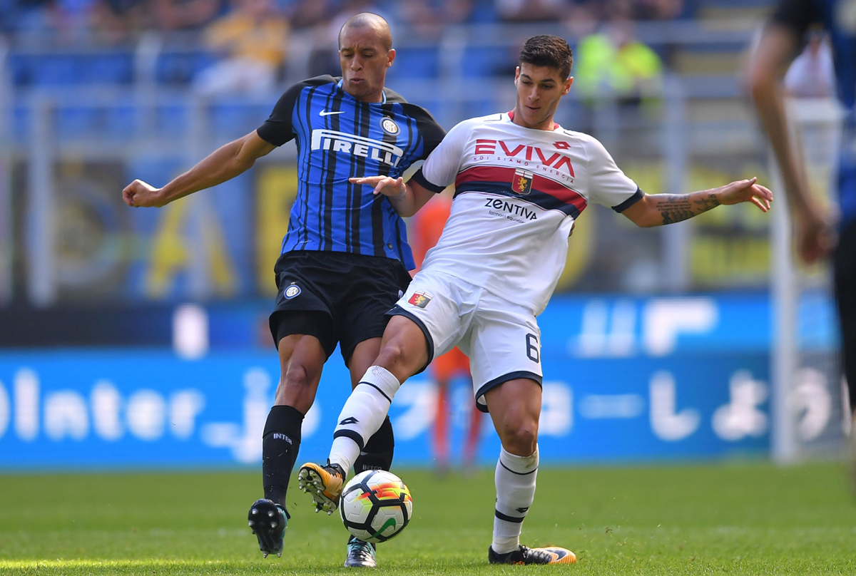 El delantero italiano Pietro Pellegri es considerado el Messi del Génova, y ha conquistado con sus goles. (Foto Prensa Libre: AFP)