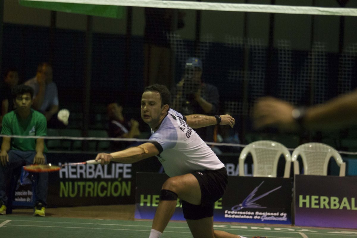 Kevin Cordón derrotó a Mario Umaña y avanzó a la semifinal del International Series. (Foto Prensa Libre: Norvin Mendoza)