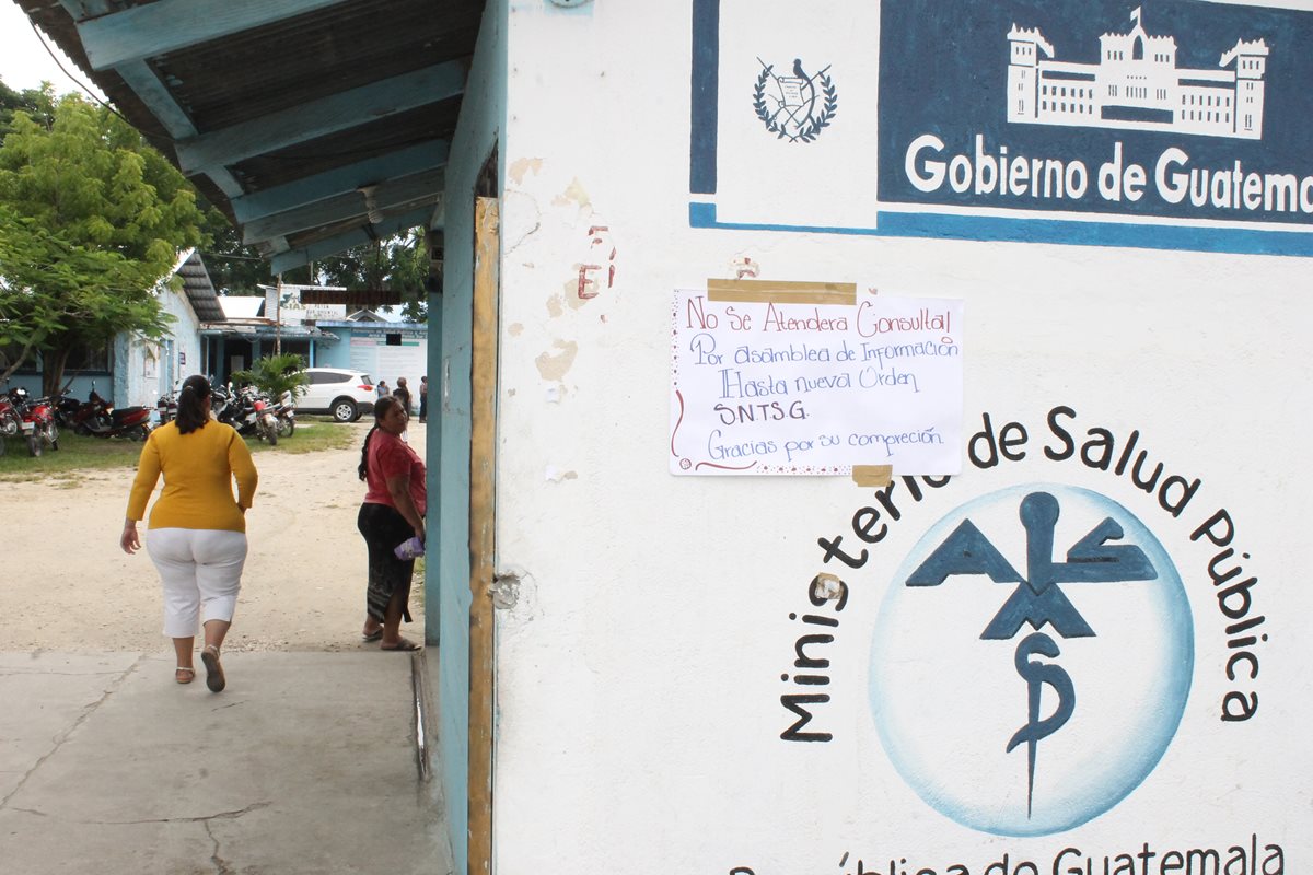 Autoridades de Salud de Poptún, Petén, están en alerta luego de haber confirmado el primer caso de zika. (Foto Prensa Libre: Walfredo Obando)