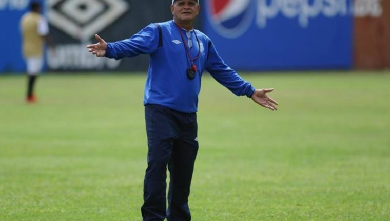 El técnico guatemalteco Wálter Claverí tomará el control de la Bicolor en los próximos días. (Foto Prensa Libre: Hemeroteca PL)