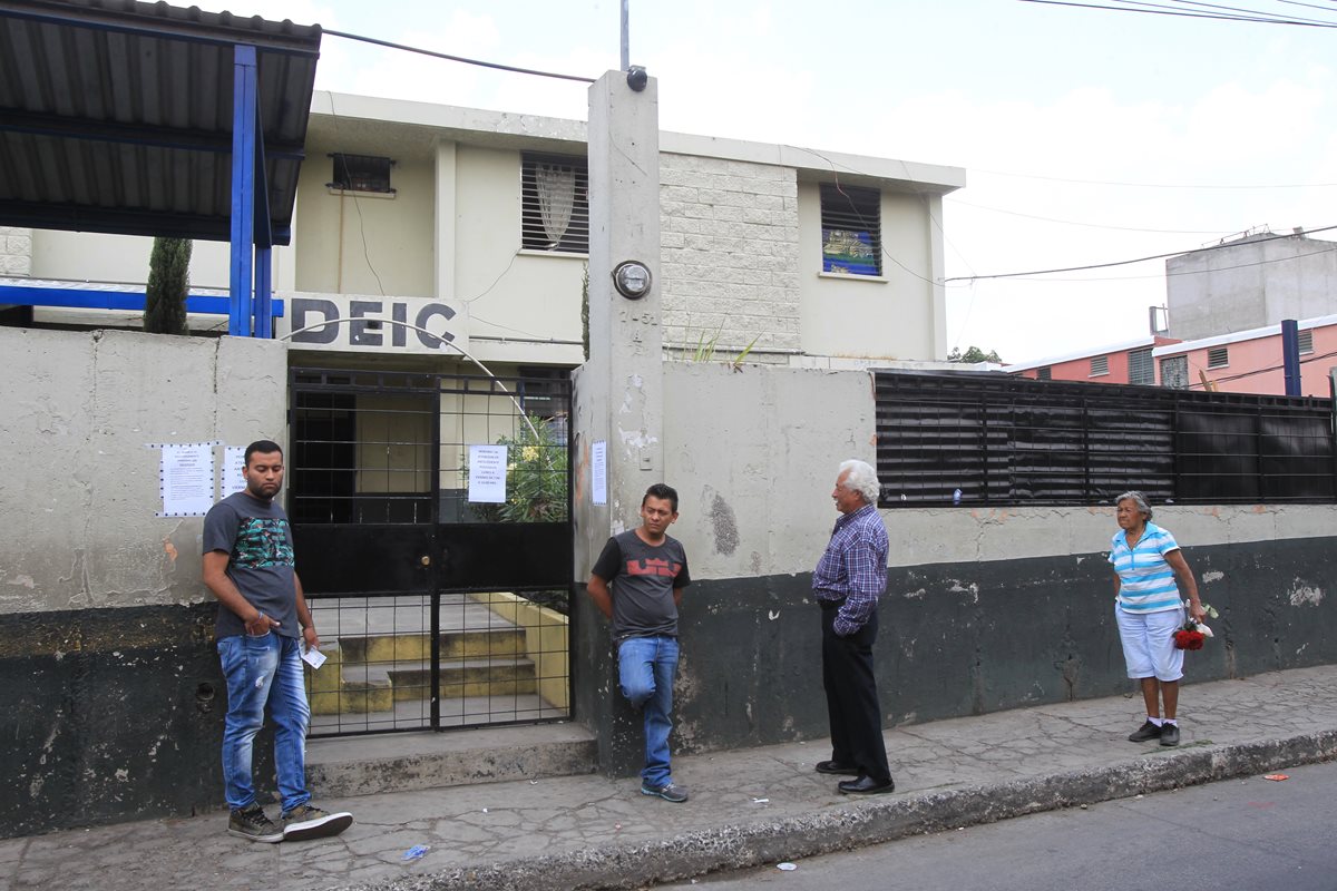 Comisaría modelo que funciona en la zona 1 de Villa Nueva. (Foto Prensa Libre: Esturado Paredes).