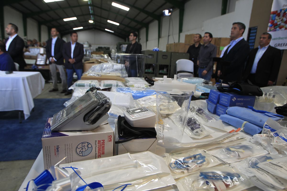 Los medicamentos y equipo comenzaron a distribuirse desde la semana pasada. (Foto Prensa Libre: Hemeroteca PL)