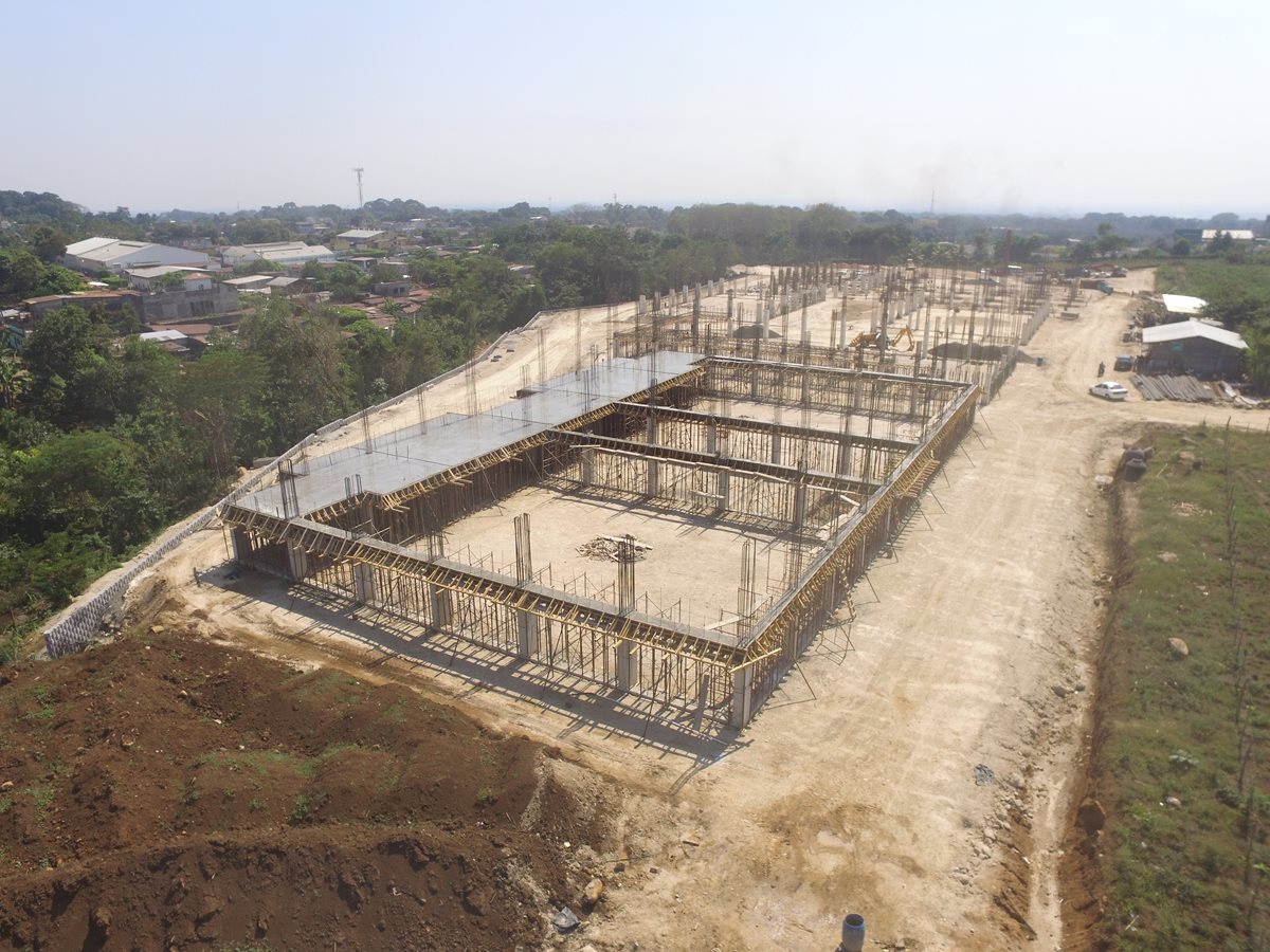 Las instalaciones del Intecap de Mazatenango, Suchitepéquez, se construyen en un terreno de dos manzanas, en la ruta a Cuyotenango. (Foto Prensa Libre: Christian Icó)