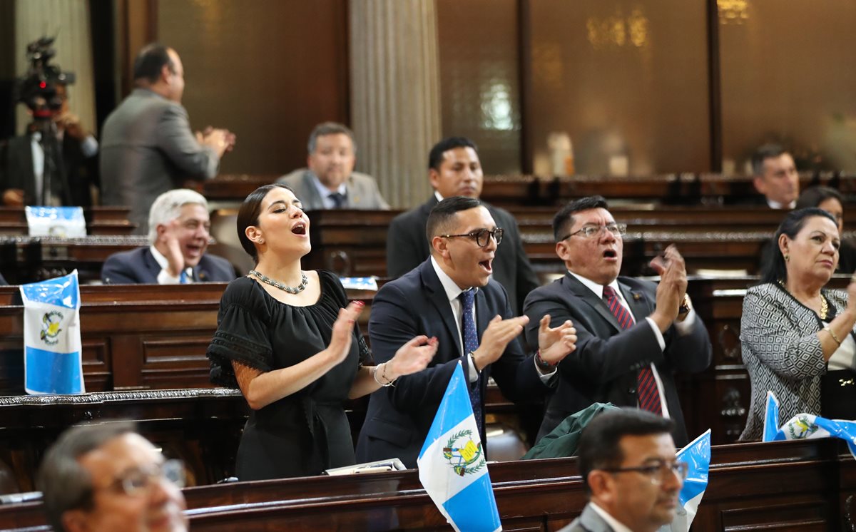Patricia Sandoval, Manuel Giordano, dos diputados considerados tránsfugas. (Foto Prensa Libre: Hemeroteca PL)