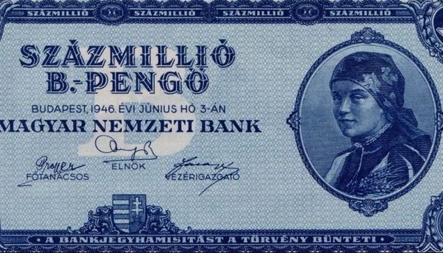 Este es el billete con mayor denominación en la historia: 100 trillones de pengos húngaros. (Foto cortesía de tomchao.com)