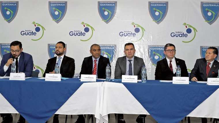 Este es el Comité de Regularización impuesto por la Fifa. (Foto Prensa Libre: Hemeroteca PL)