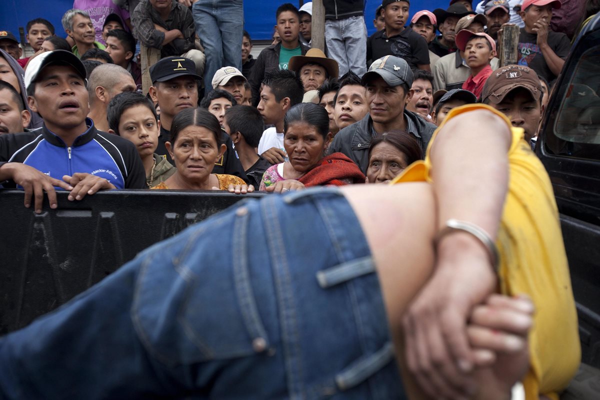 Este año ha existido una diminución de los linchamientos. (Foto Prensa Libre: Hemeroteca PL)
