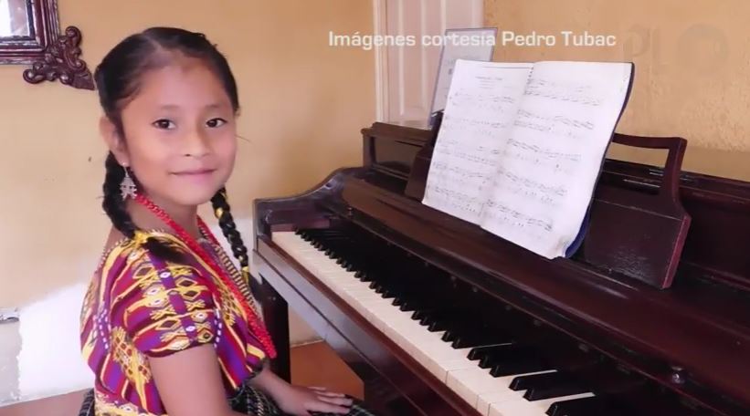 Con solo 7 años de edad, Yahaira Tubac, es una guatemalteca que derrocha talento con el piano fuera de las fronteras. (Foto Prensa Libre: Archivo)