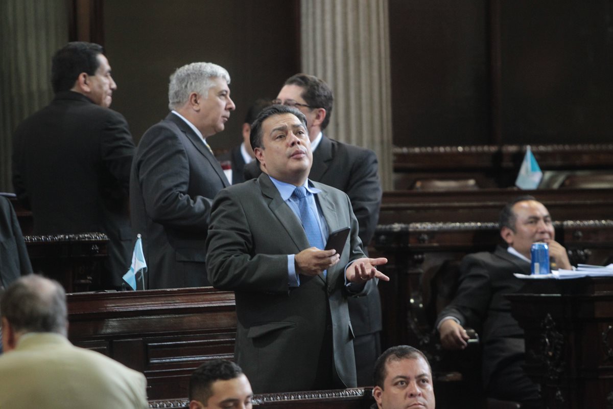 Javier Hernández, actual jefe del bloque FCN-Nación, sería la propuesta oficial para que presida el Congreso el próximo año. (Foto Prensa Libre: Hemeroteca PL)