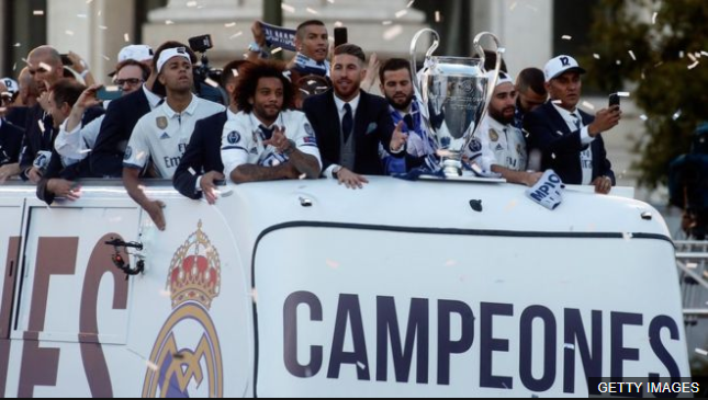 El triunfo del Real Madrid en la Champions contribuyó para que España volviera a ser elegida como la liga más fuerte del mundo. (Foto Prensa Libre: BBC Mundo)