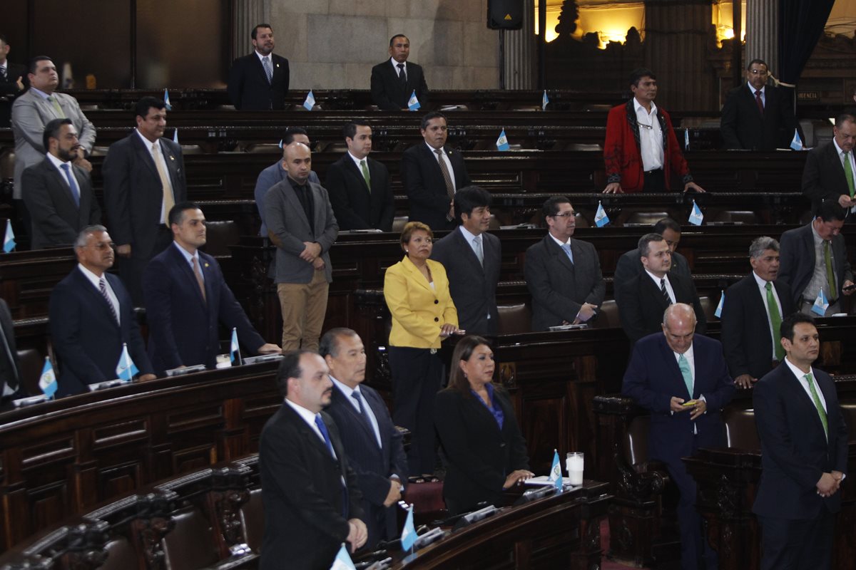 El Congreso de Guatemala evitó otra vez el inicio de una investigación penal contra el presidente Jimmy Morales. (Foto Prensa Libre: Hemeroteca PL)