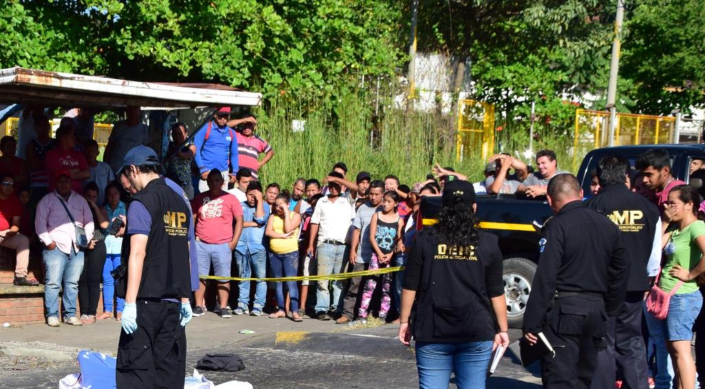 Lugar donde murió baleado Raúl Estiven Conde Rodríguez, en Escuintla. (Foto Prensa Libre: Enrique Paredes).